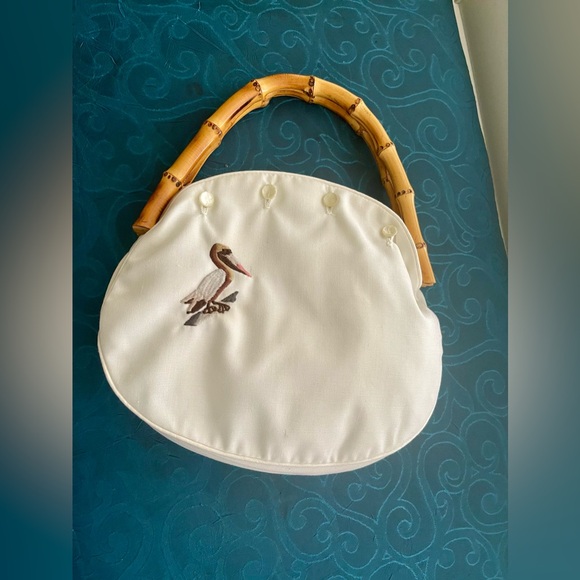 DeLanthe Bermuda White Cotton Bag with Pelican Embroidery and Bamboo Handles - Picture 9 of 9